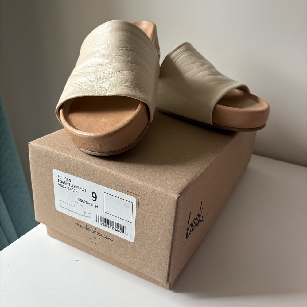 Beek Pelican Sandals in Eggshell Beach